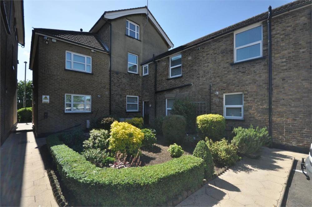 Thames View Apartments Staines-upon-Thames Exterior foto